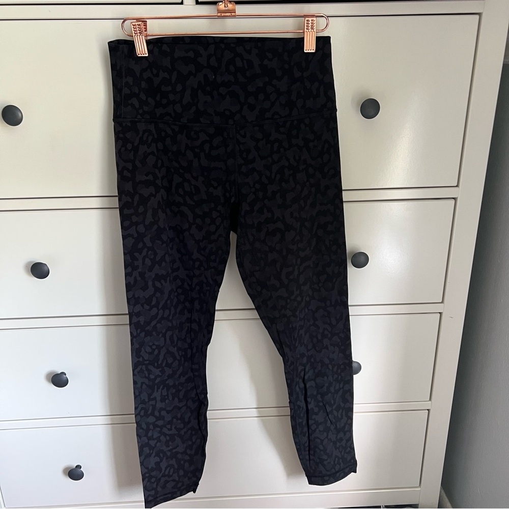 Lululemon Align High Rise 25” legging - Black Leopard Print